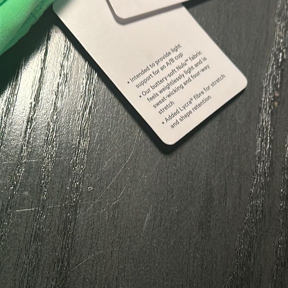 lululemon Align V-Neck Bra Light Support, A/B Cup Pistachio Green Size 6 - Picture 14 of 16